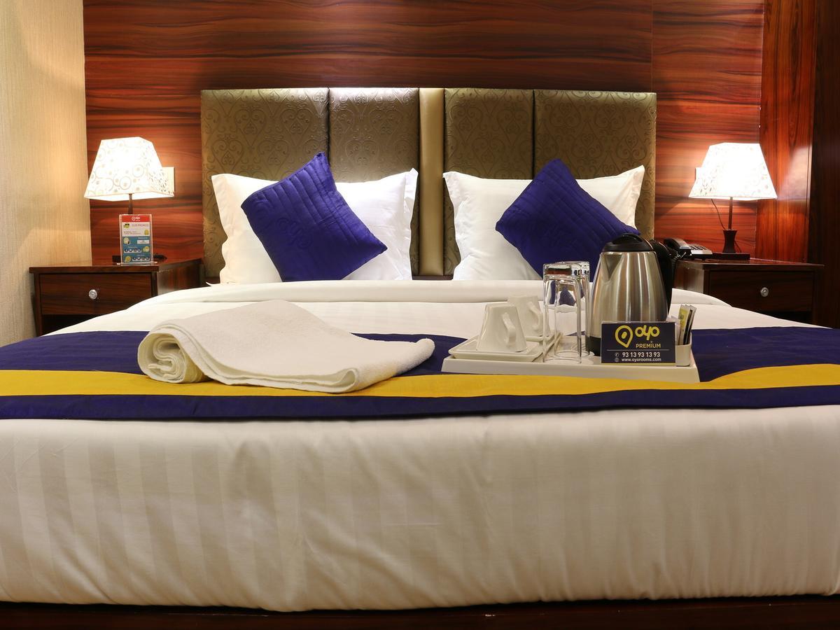 Oyo 662 Hotel Comfotel Kolkata Bagian luar foto